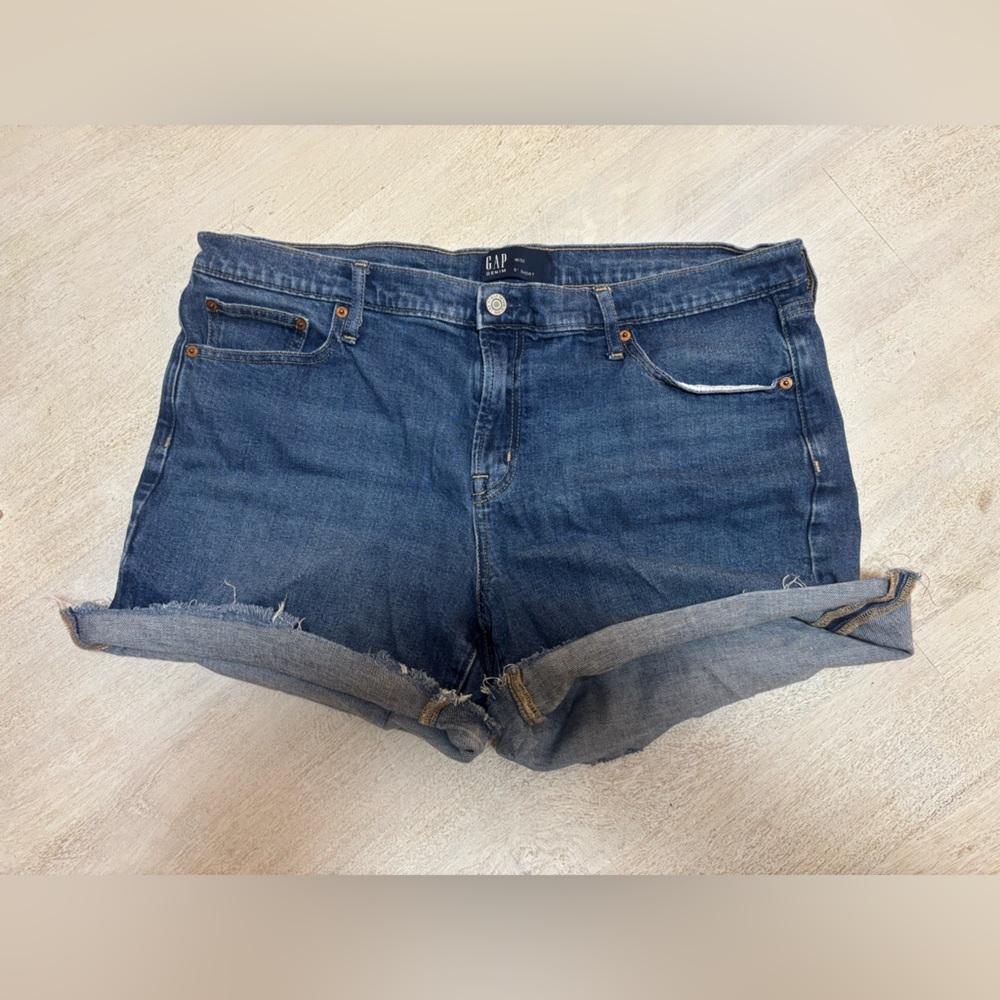 GAP Classic Indigo Denim Shorts